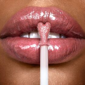 BAGNO PER LE LABBRA AL COLLAGENE ROSY GLOW