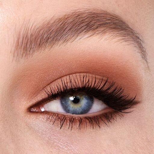 IL KIT TRUCCO PER IL LOOK SUPER NUDES
