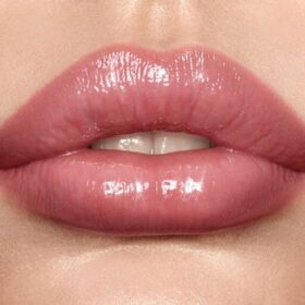 Pillow Talk LUSCIOUS LIP SLICK: SCONTI MAGICI
