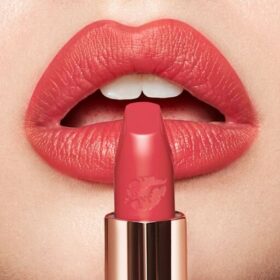 RICARICA HOT LIPS 2 CARINA’S STAR