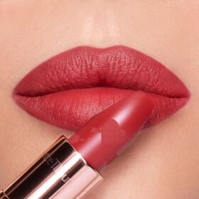 Rossetto Pillow Talk Love Effect Matte Revolution – Love Talk