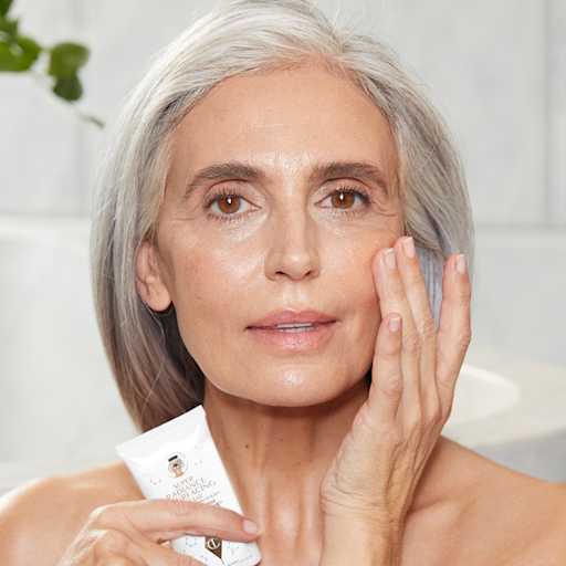 TRATTAMENTO VISO RIGENERANTE SUPER LUMINOSO 50 ML ESFOLIANTE ACIDO