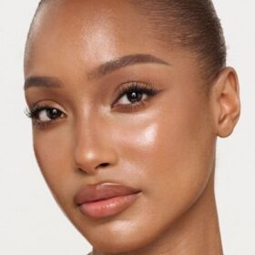 UNREAL SKIN SHEER GLOW TINT STICK FONDOTINTA IDRATANTE 10 TAN